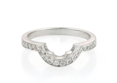 9ct White Gold Grain Set Diamond Shaped Wedding Ring