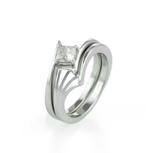 Ladies Art Deco Inspired Wedding Ring